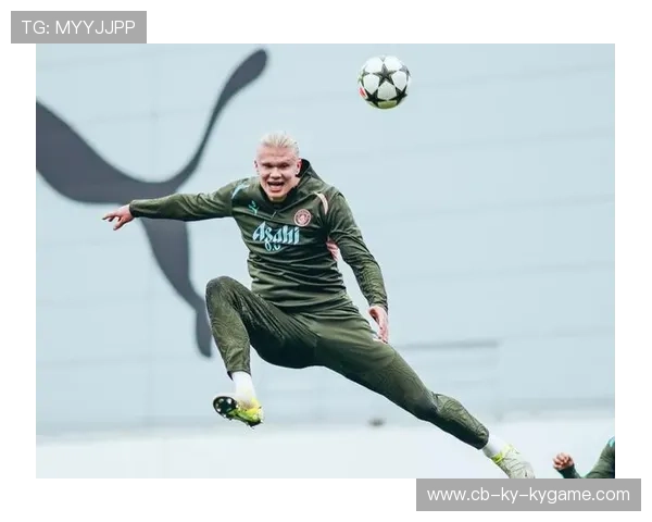 哈兰德回传助攻队友近角破门